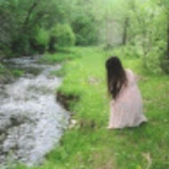 Meet your Posher, Daniela - Picture 1 of 1